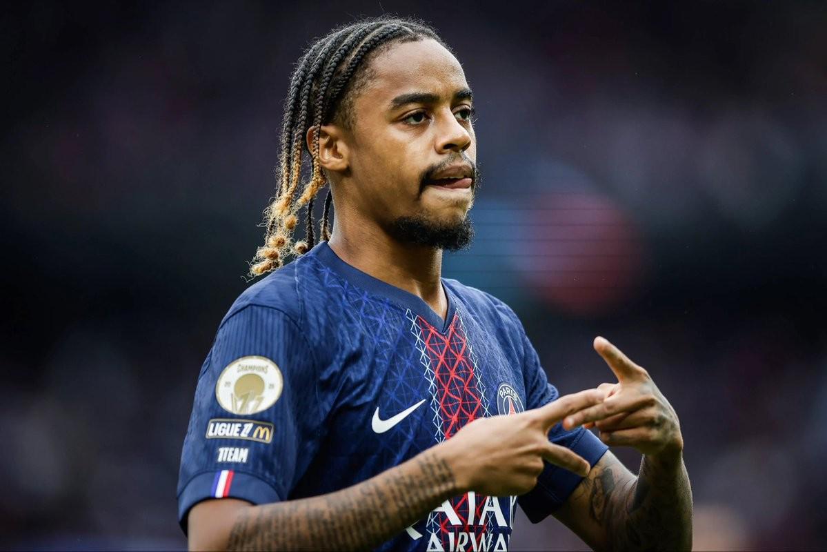 星空体育App官方下载-自2023年对阵米兰以来，巴尔科拉首次没有出战巴黎的欧冠比赛